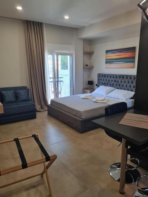 Apartamento Fay'S Luxury Loft Volos Exterior foto